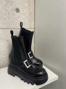 ※ 予約販売商品  ビジューサイドゴアブーツ(3002N)