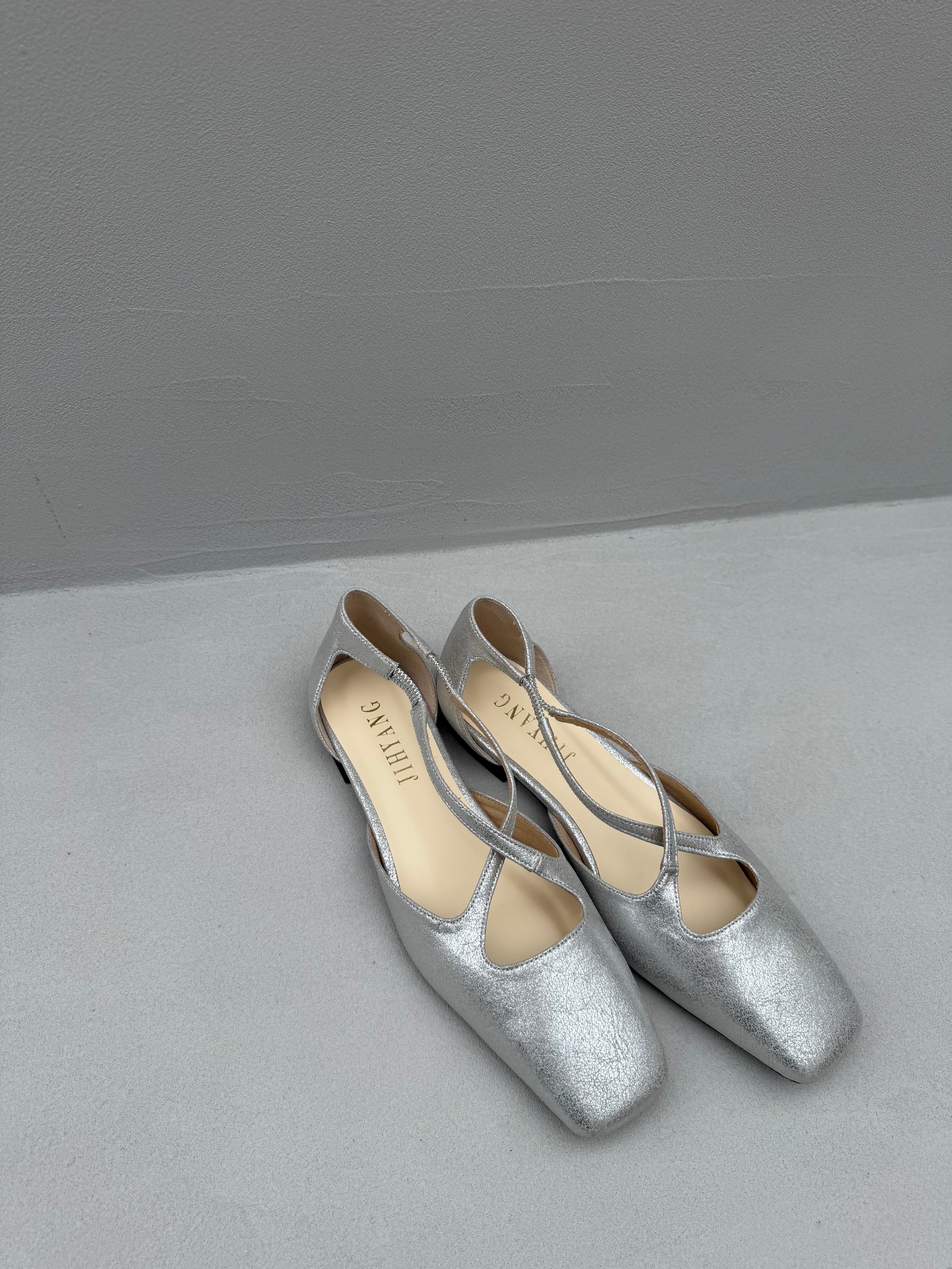 ※ 予約販売商品 クロスセパレートパンプス(1564N)