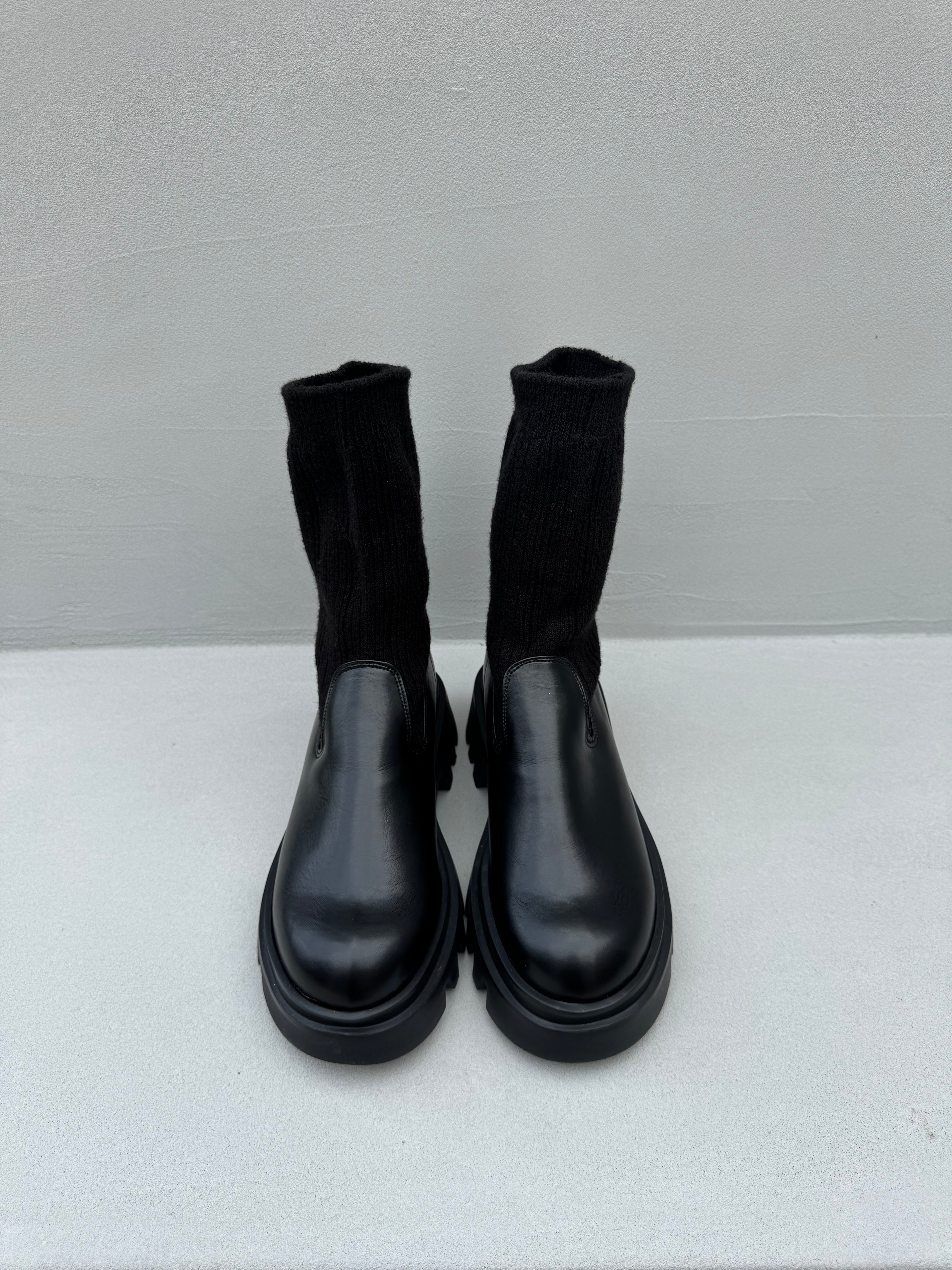 ※ 予約販売商品 タンク底ソックスブーツ(3012N)