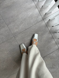 ※ 予約販売商品 クロスセパレートパンプス(1564N)