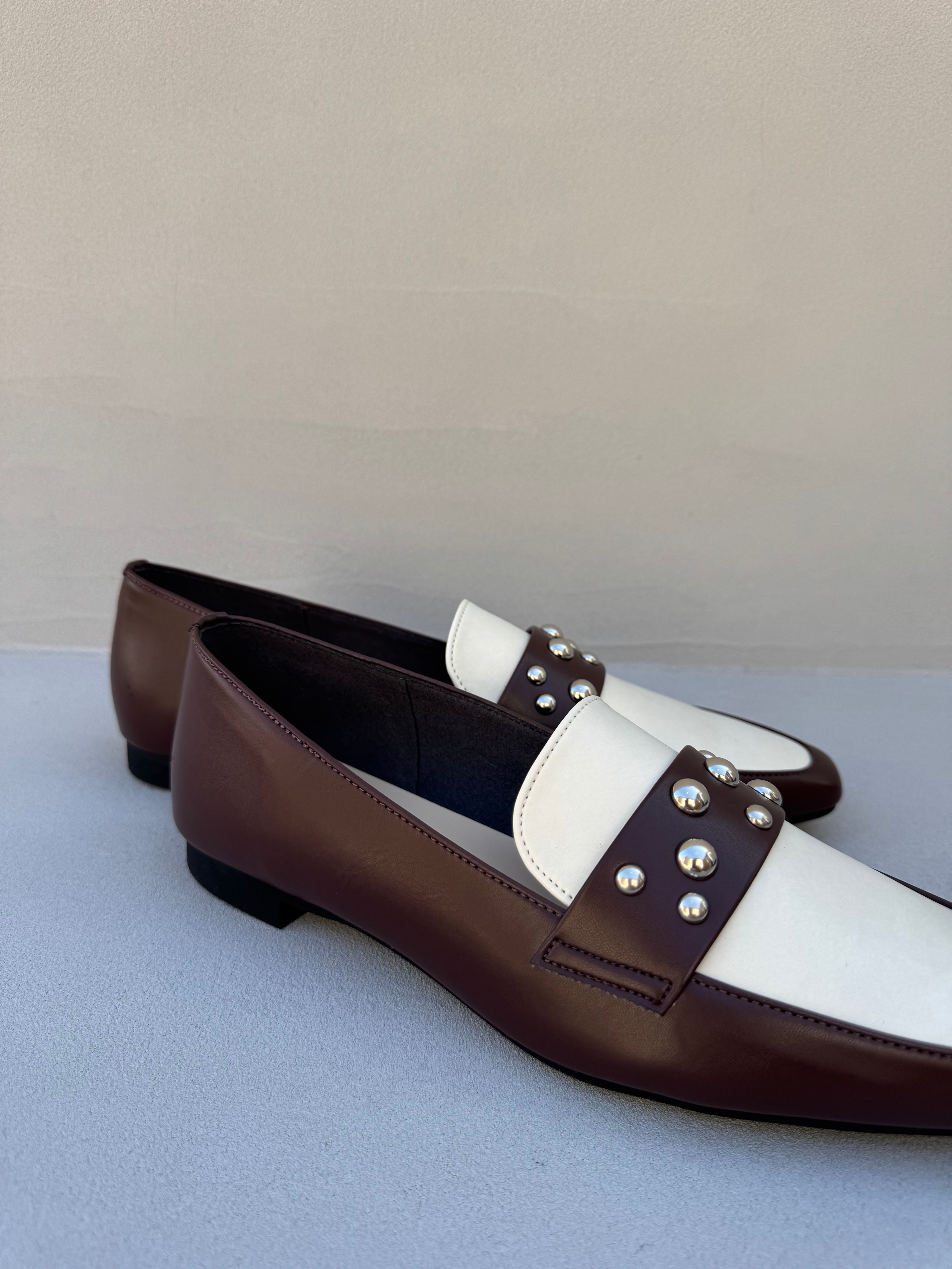 ※ 予約販売商品 スタッズディティールローファー(2016N)