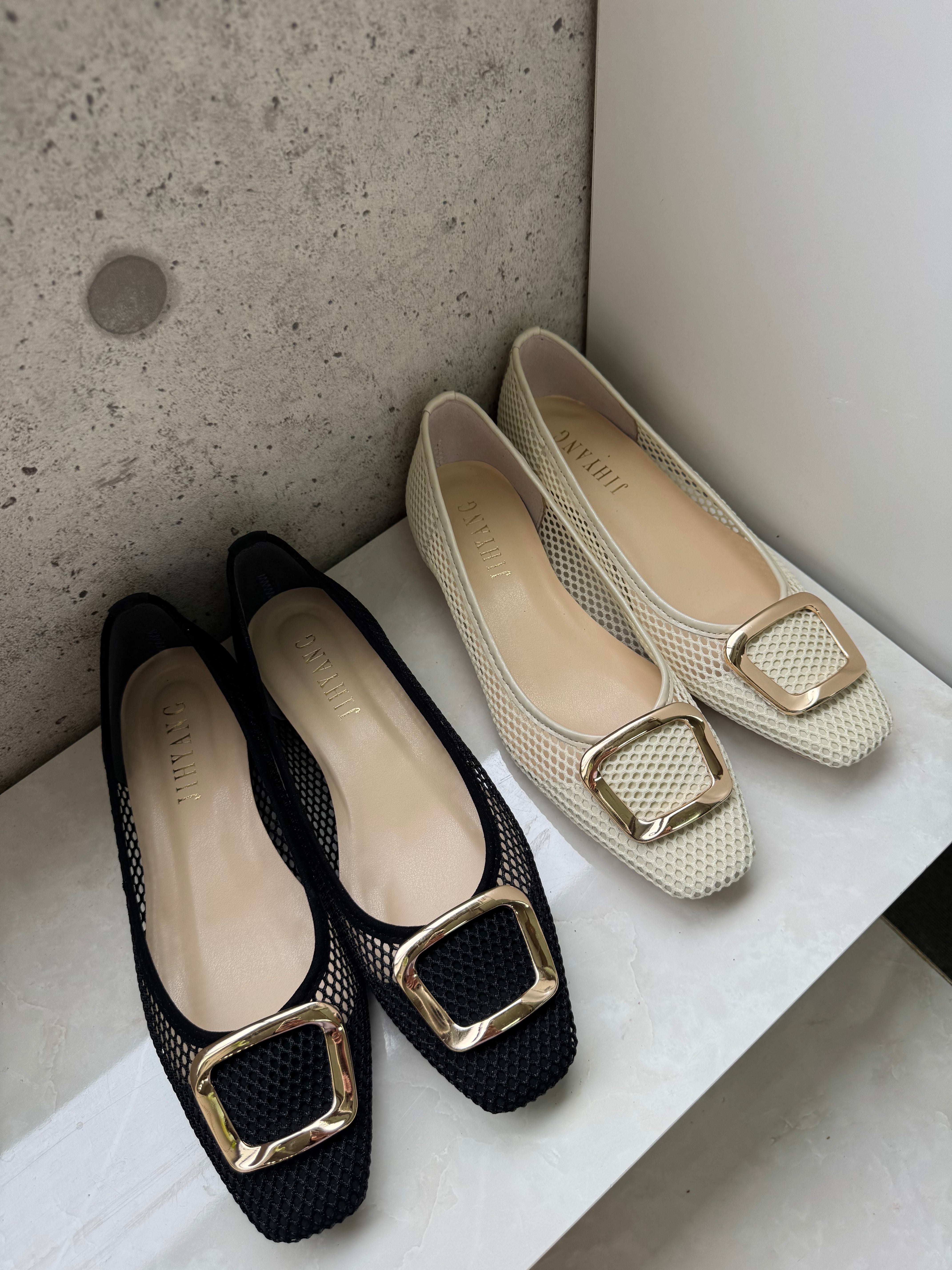 ※ 予約販売商品 ゴールドバックルメッシュパンプス(1566N)