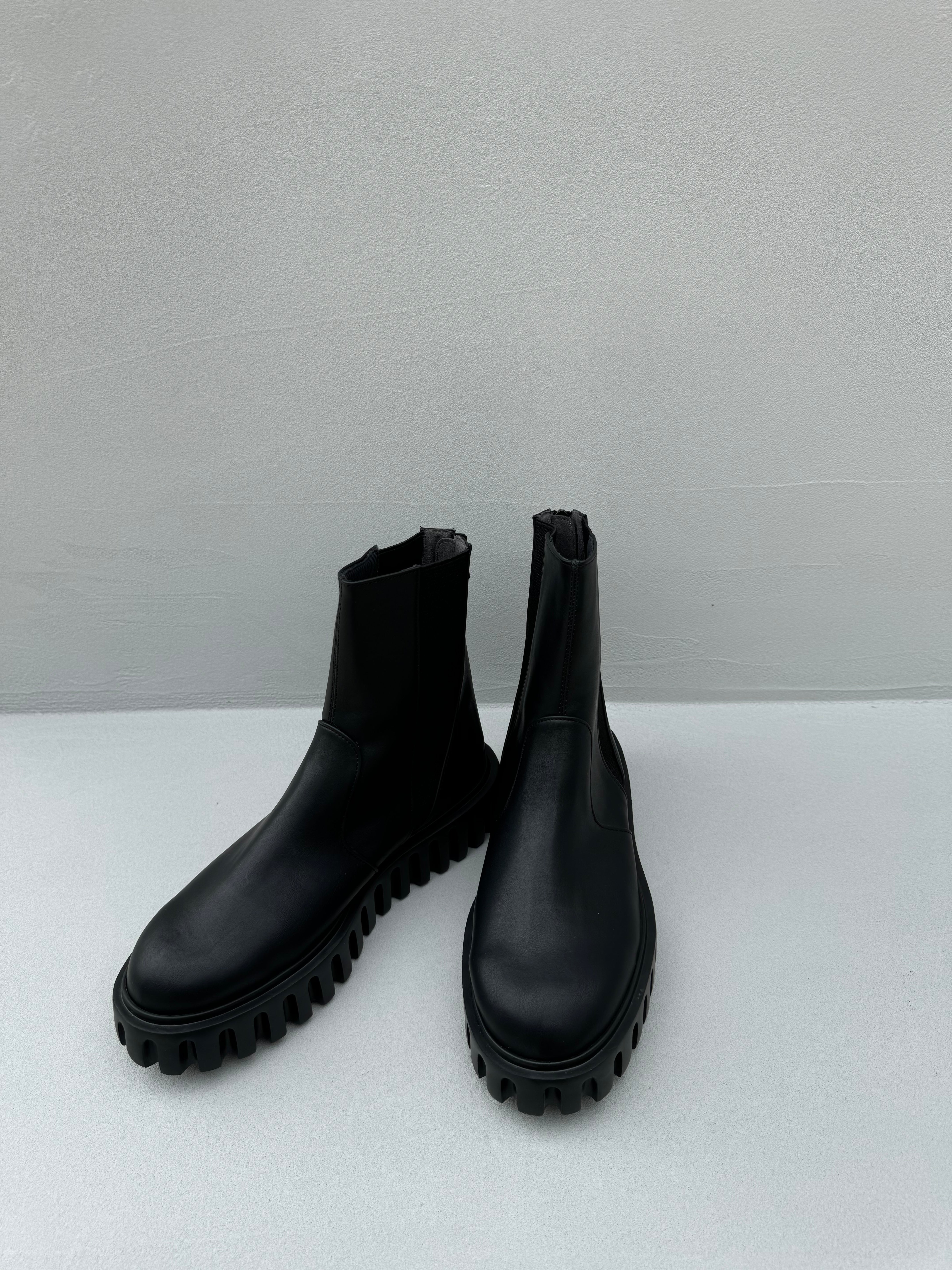 ※ 予約販売商品 ラインタンク底サイドゴアブーツ(3021N)