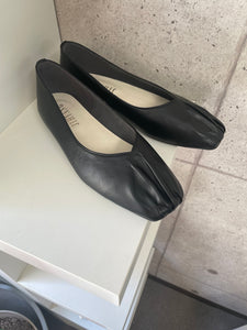 ※ 予約販売商品 ギャザーパンプス  (15111N)
